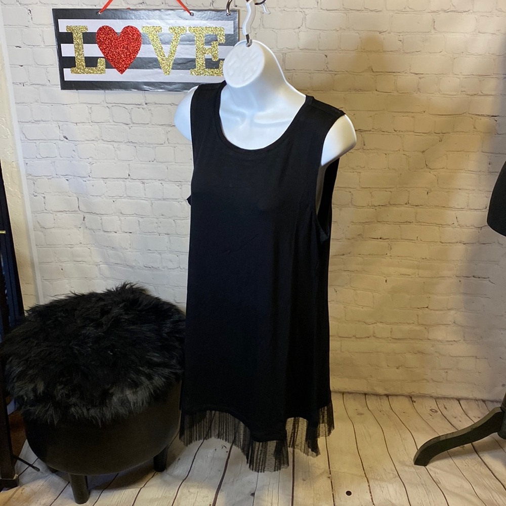 Logo layers tank top with fringe black
